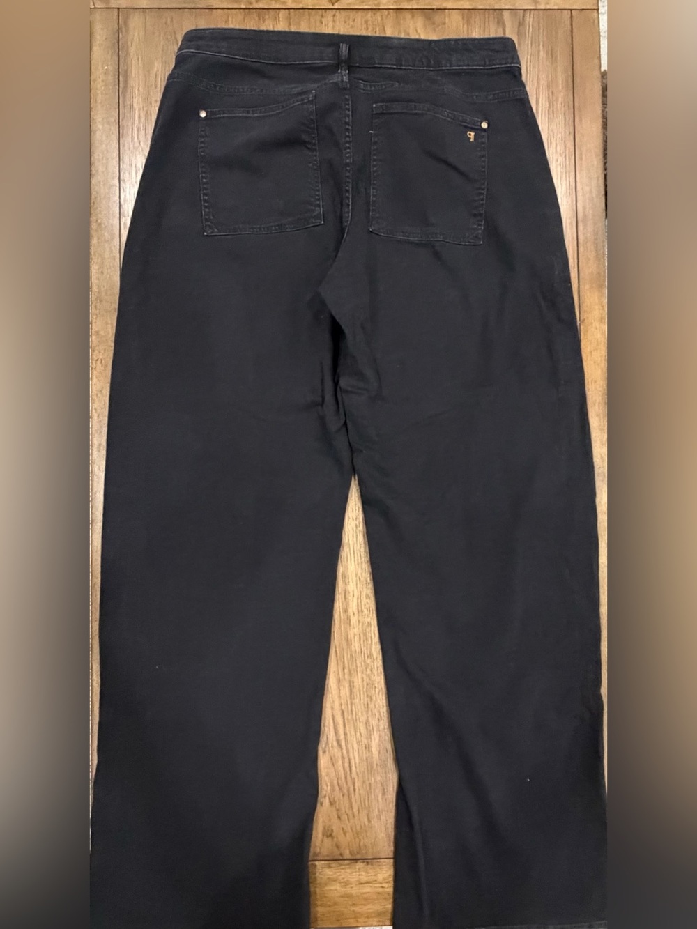 Pilcro Black Straight-Leg Jeans - Picture 3 of 5